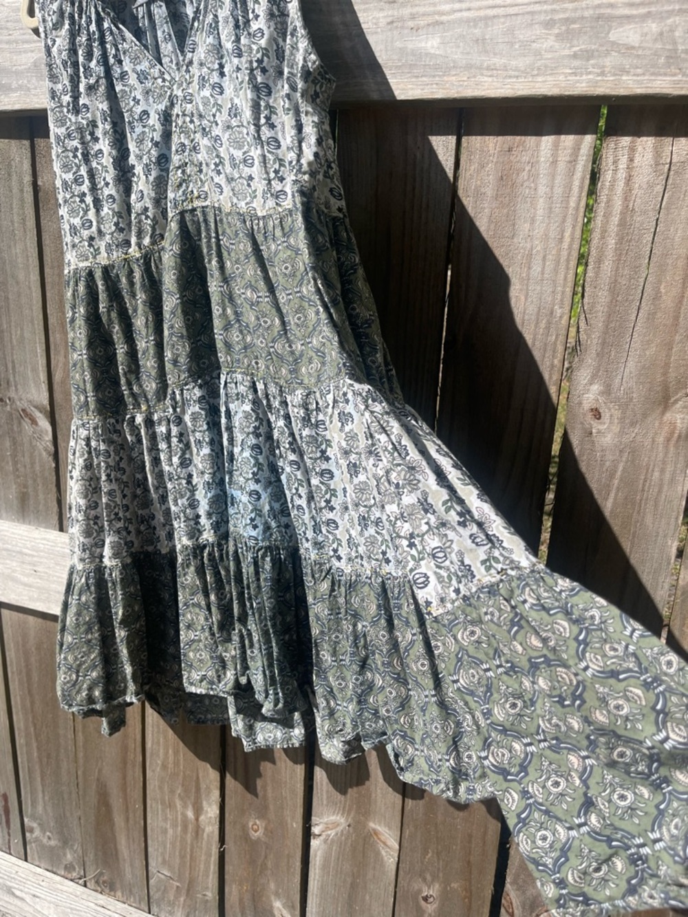 Chelsea & Theodore Olive and White Tiered Floral Midi Dress - Picture 4 of 12